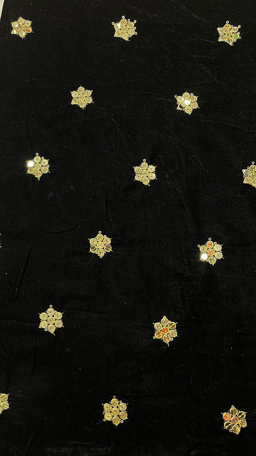 9000 EMBROIDERY VELVET
