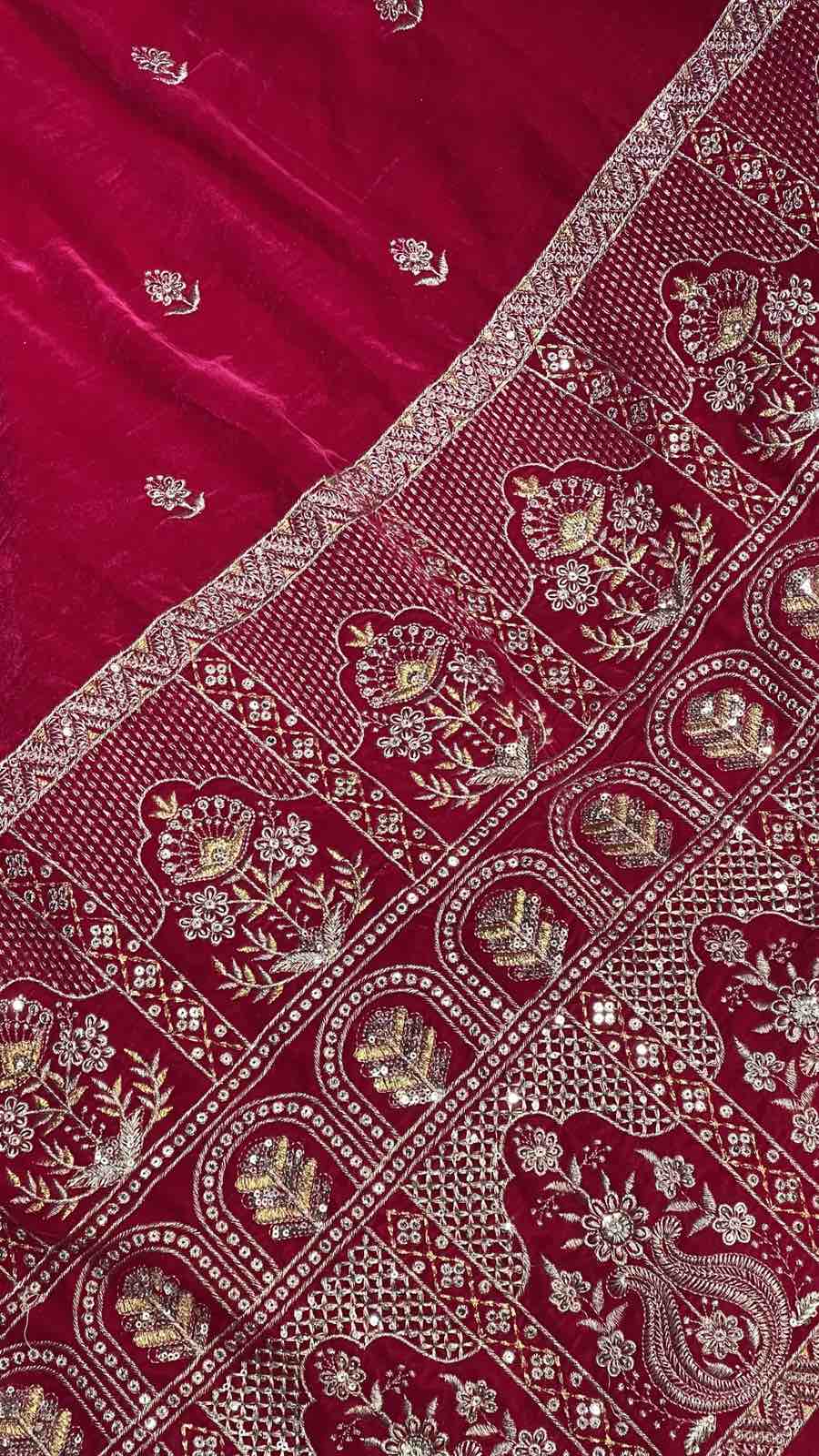 9000 EMBROIDERY VELVET