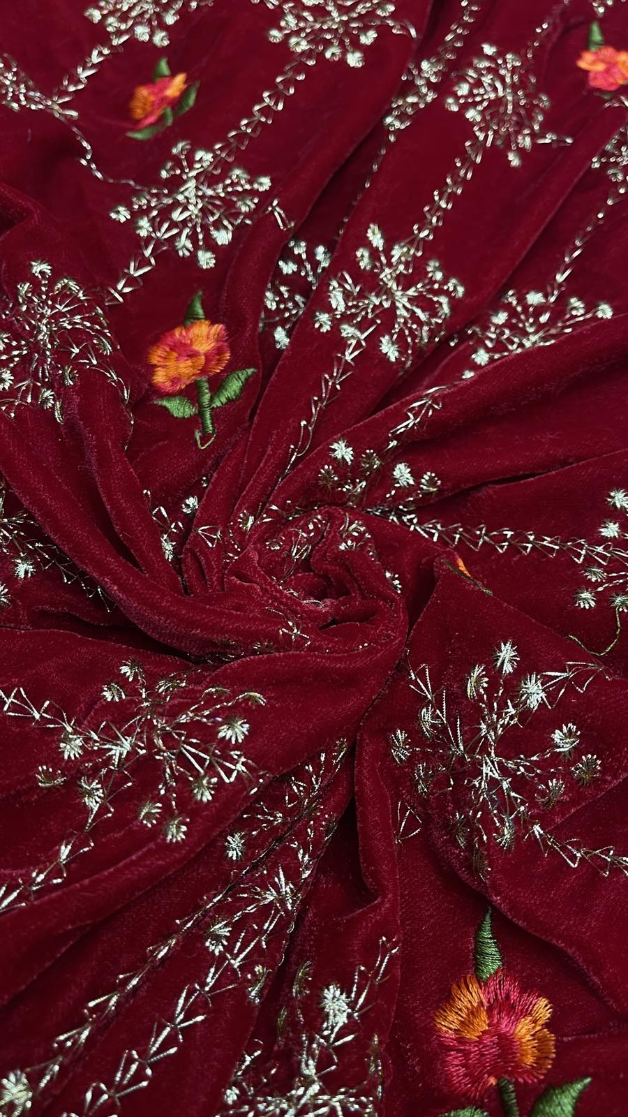 9000 EMBROIDERY VELVET