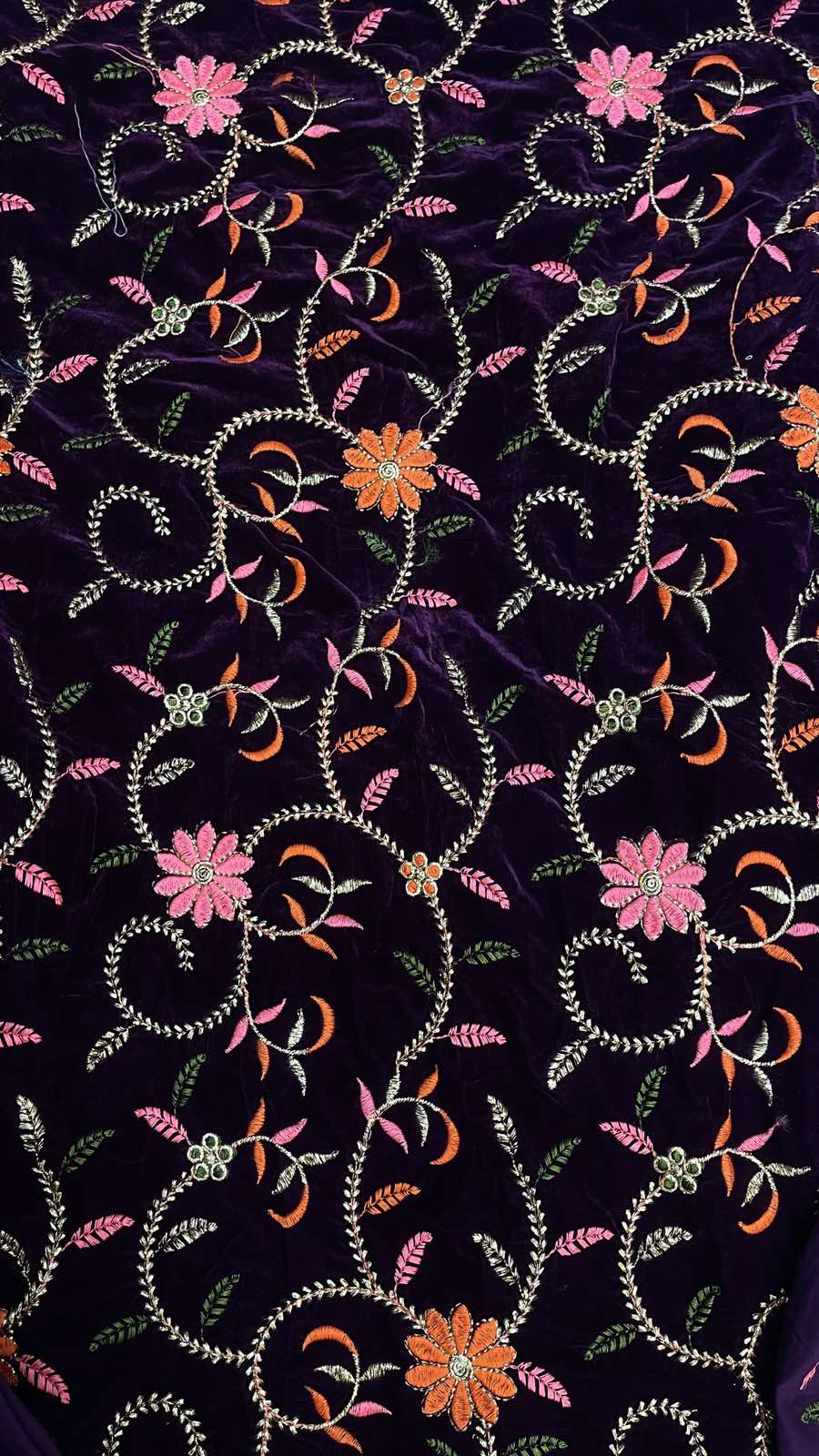 9000 EMBROIDERY VELVET