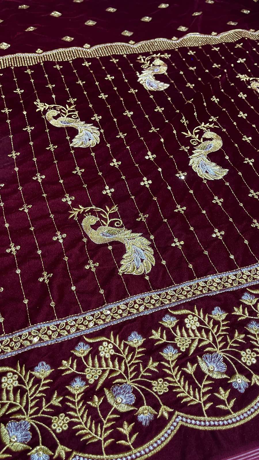 9000 EMBROIDERY VELVET