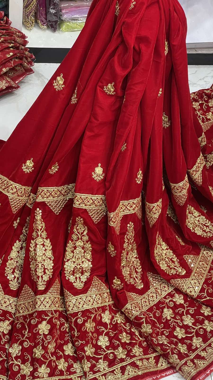 9000 EMBROIDERY VELVET