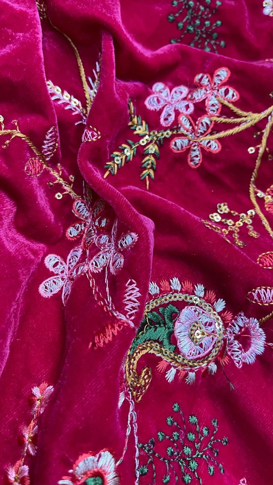 9000 EMBROIDERY VELVET